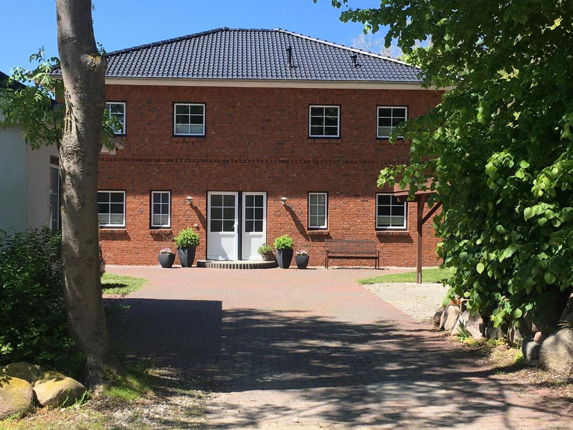Charming Apartment In Oldenburg In Holstein With Terrace المظهر الخارجي الصورة